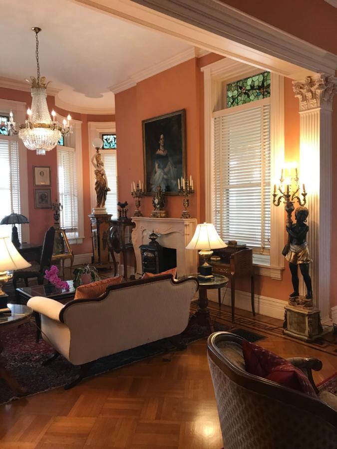 Burke Mansion Bed and Breakfast Μαίηκον Εξωτερικό φωτογραφία